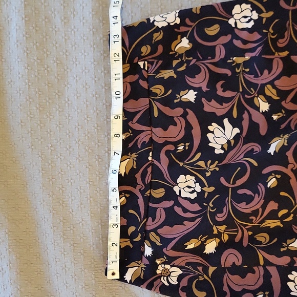 Loft Floral Pencil Skirt Size 0 - Picture 5 of 6